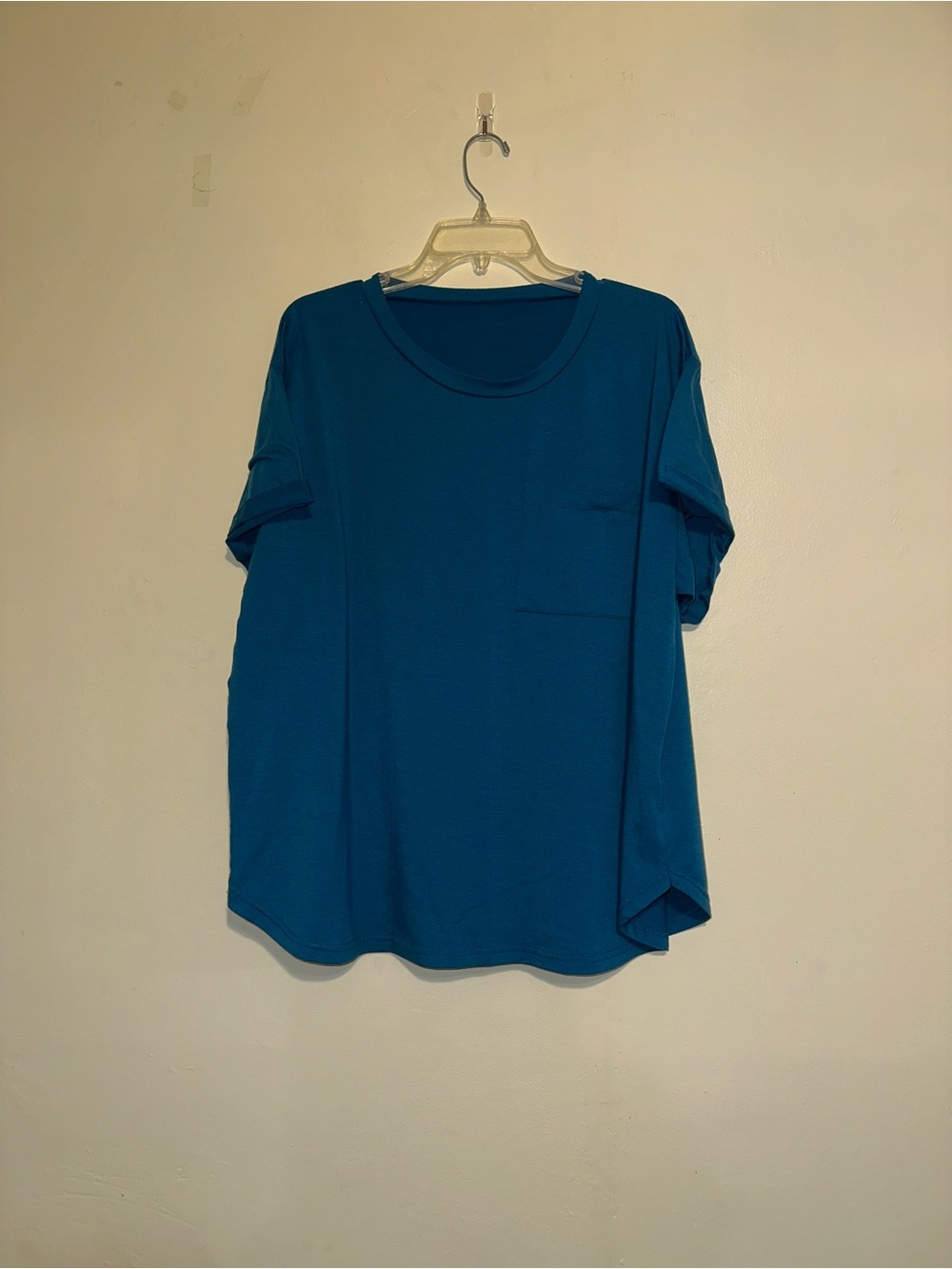 SHEIN Teal Short Sleeve Pocket Tee
